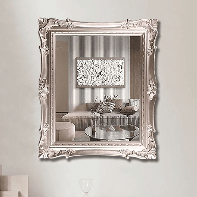 مرآة باروكية بلون الشمبانيا