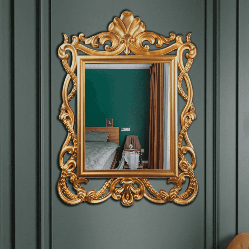 مرآة كلاسيكية من الزجاج الذهبي مقاس 65 × 89 سم