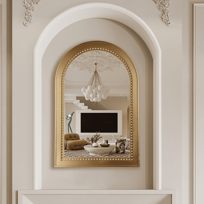 مرآة حائط حديثة مقوسة بإطار ذهبي